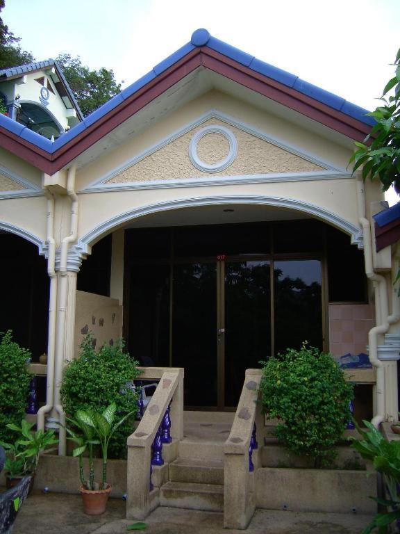 Oyo 851 On Hill Residence Patong Exterior foto