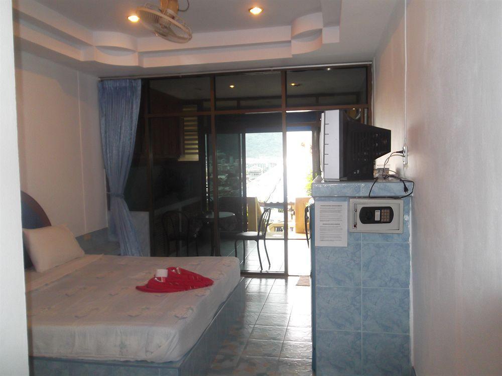 Oyo 851 On Hill Residence Patong Exterior foto